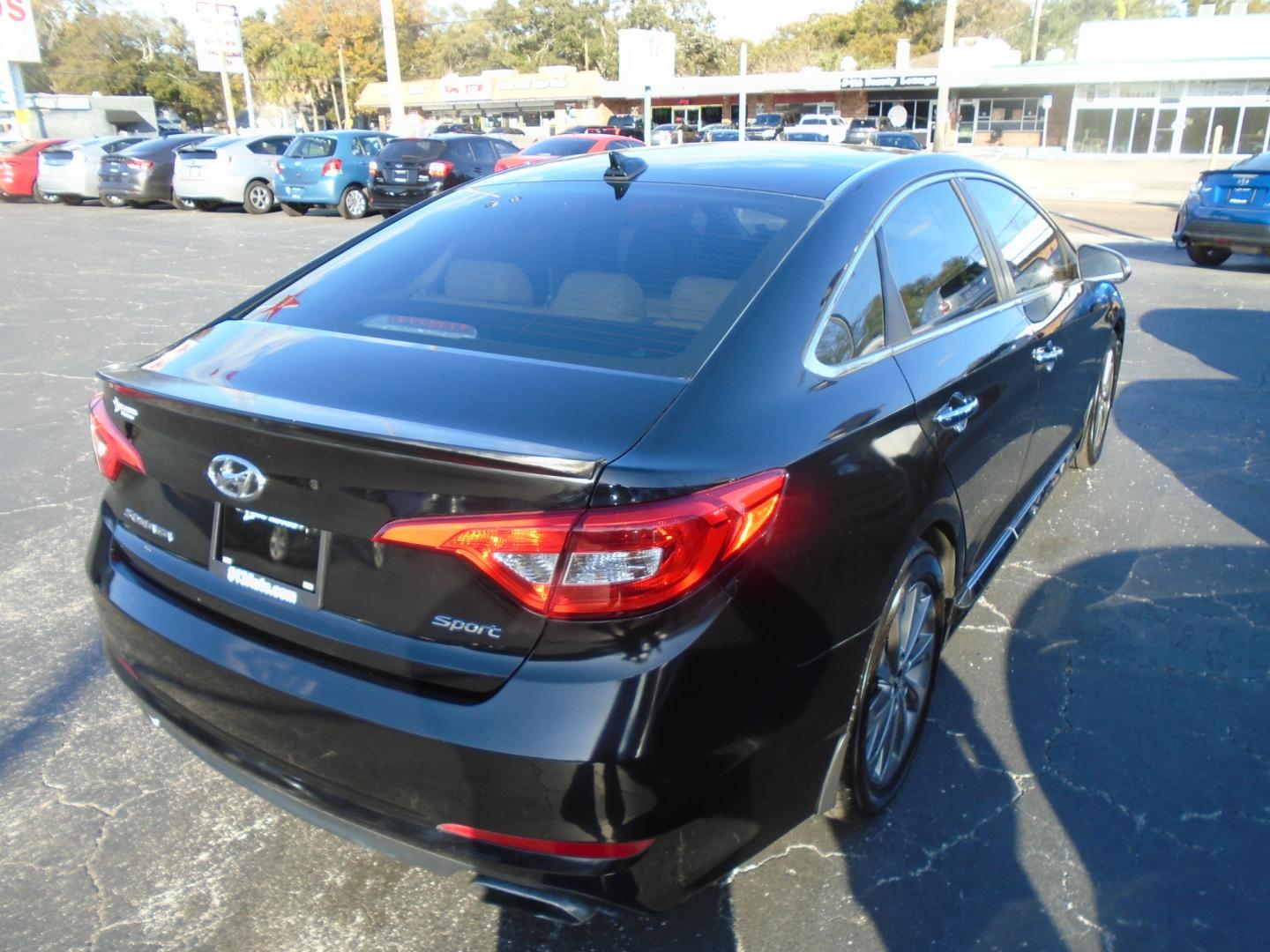 2015 Hyundai Sonata (5NPE34AF9FH) , located at 6112 N Florida Avenue, Tampa, FL, 33604, (888) 521-5131, 27.954929, -82.459534 - Photo#4